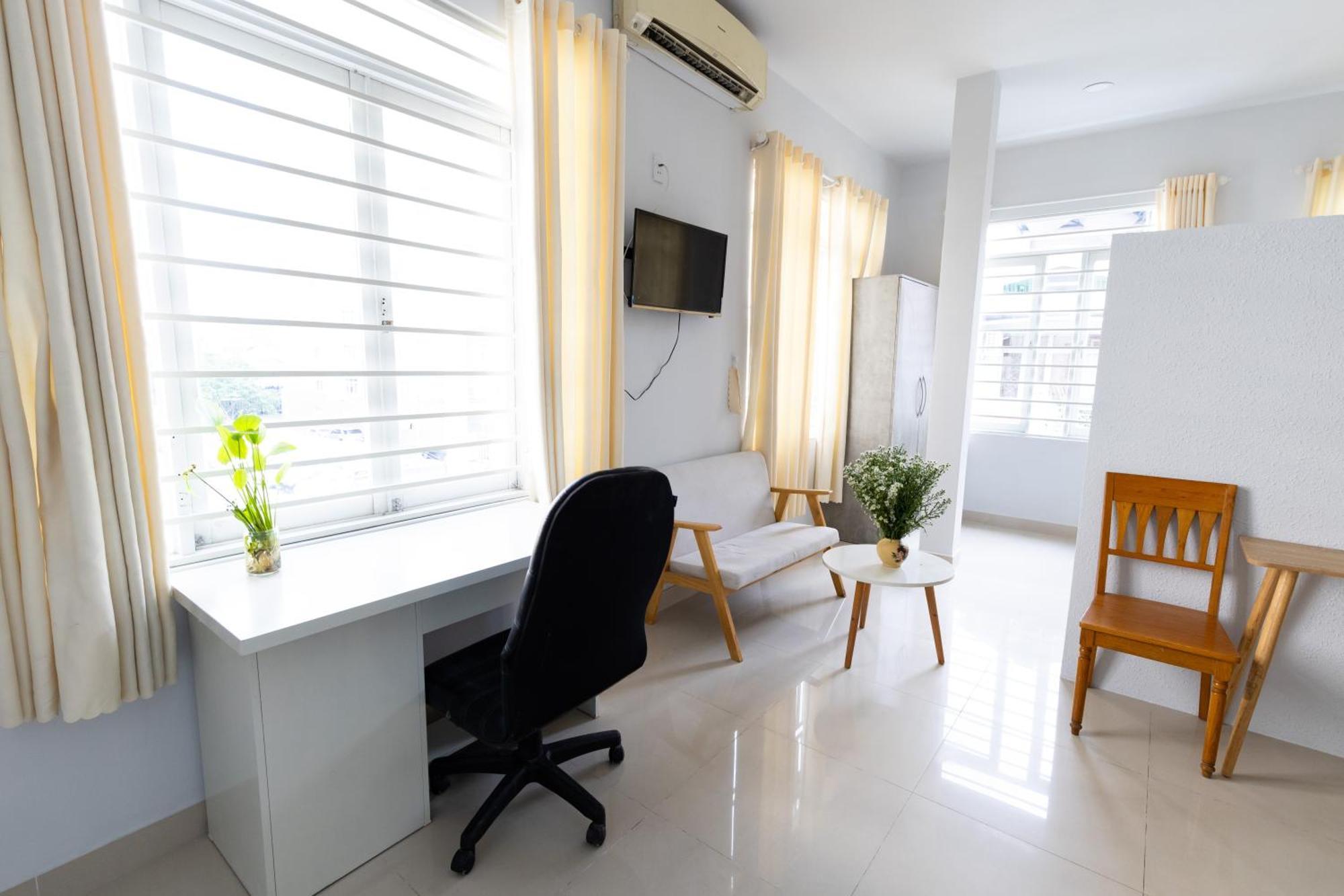 Sunny Big Window Apartments Near Airport Ho Chi Minh City Exterior photo